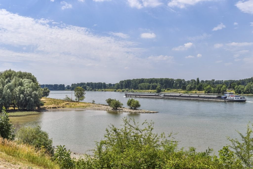 Können Schiffe Auf Dem Rhein Fahren?