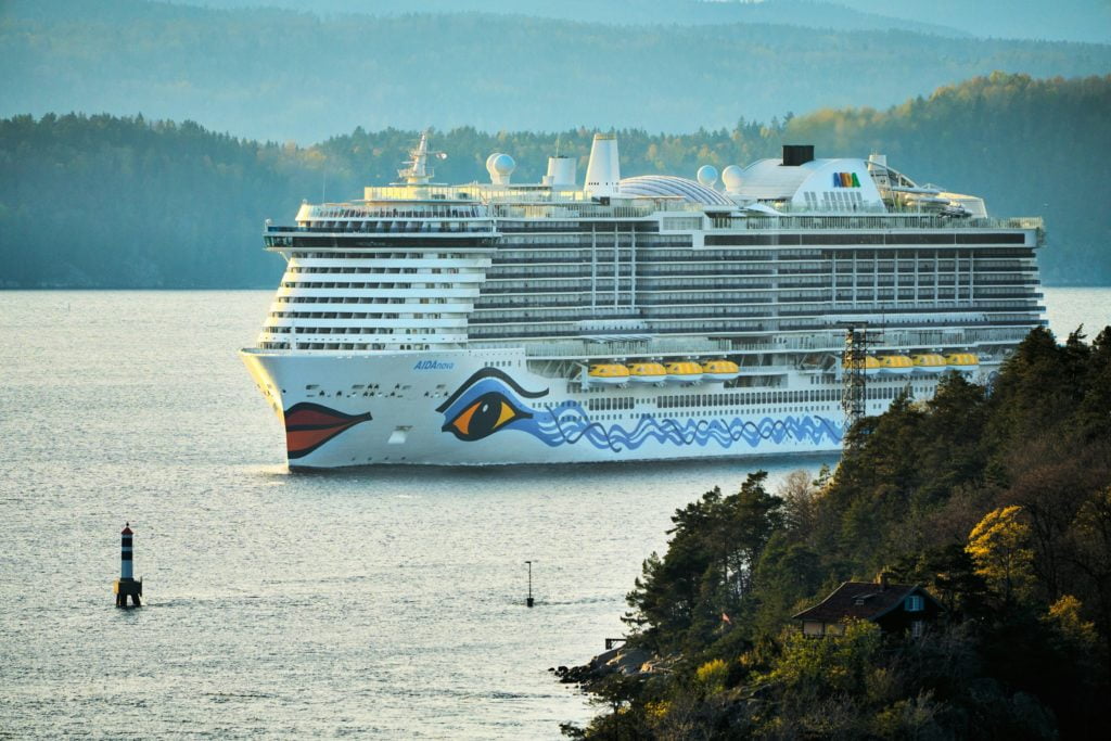 Die Kommandobrücke eines AIDA-Kreuzfahrtschiffes wird selten gezeigt