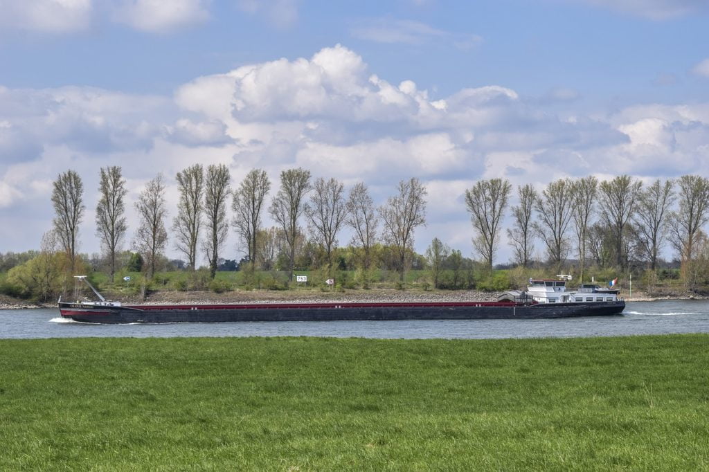 Wie Weit Ist Der Rhein Befahrbar?